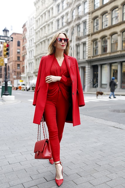 fesyen warna merah