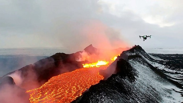 lava letusan gunung berapi